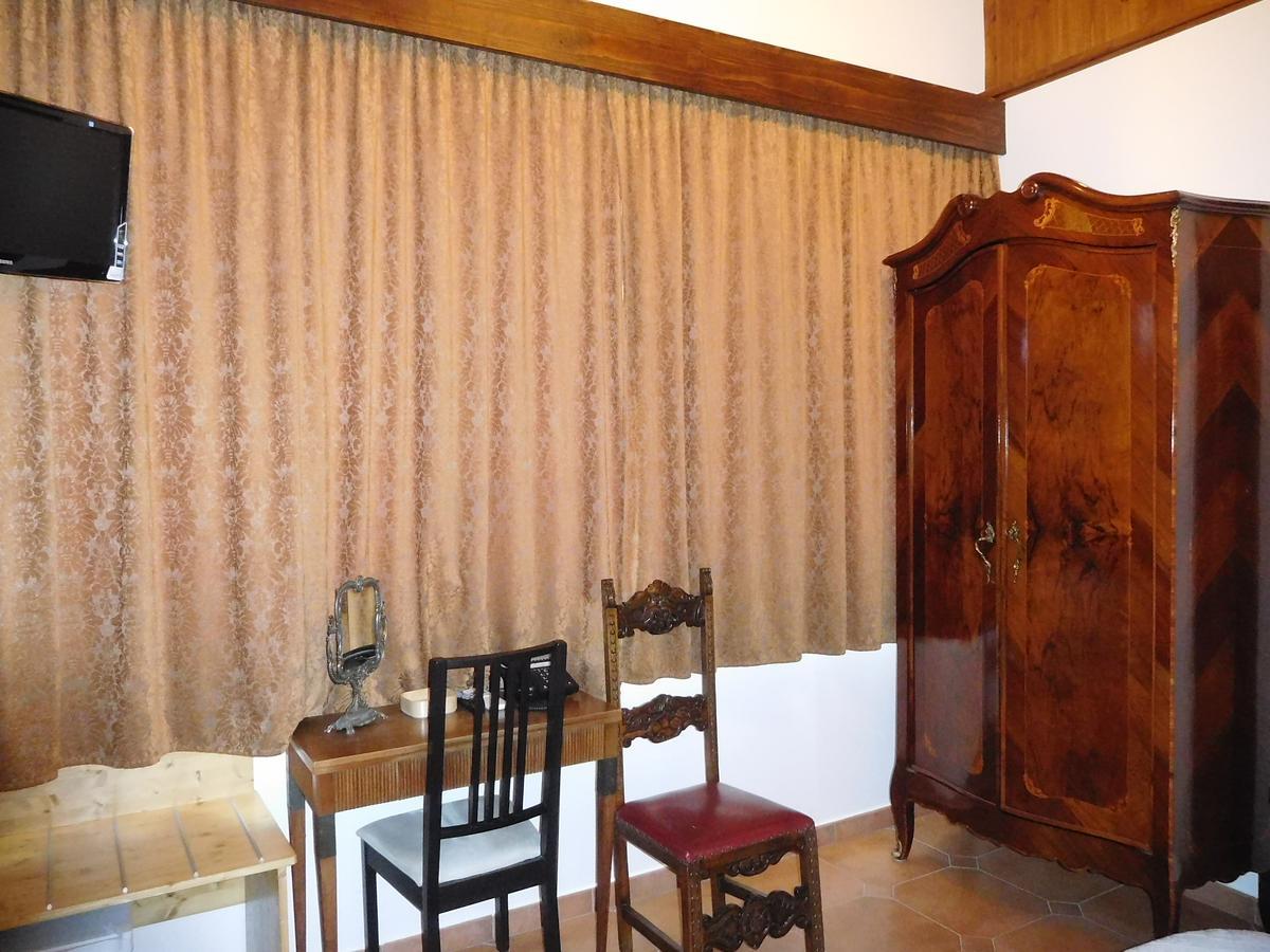 Hotel Michelangelo San Bartolomeo in Galdo Bagian luar foto
