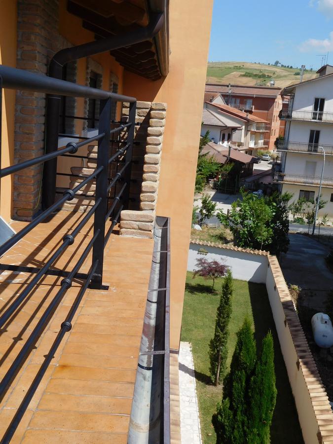 Hotel Michelangelo San Bartolomeo in Galdo Bagian luar foto