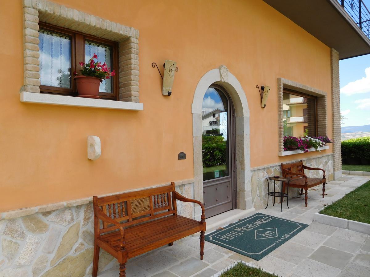 Hotel Michelangelo San Bartolomeo in Galdo Bagian luar foto